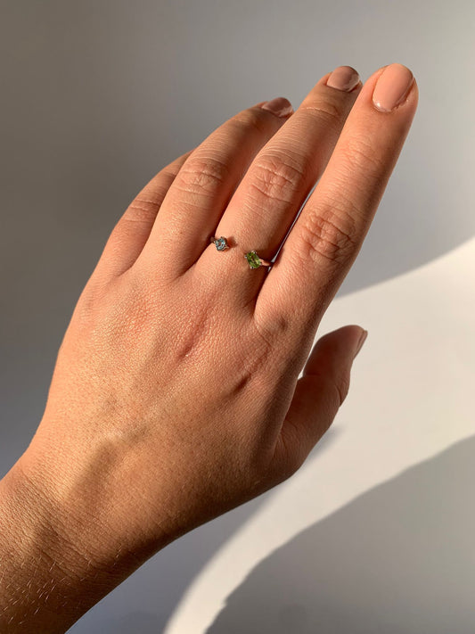 Anello in peridoto e topazio blu di argento 925 / Armonia e tranquillità