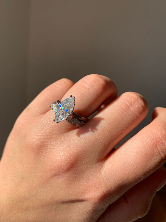 Anillo ajustable de moissanita en plata 925 / Potencial interno y prosperidad