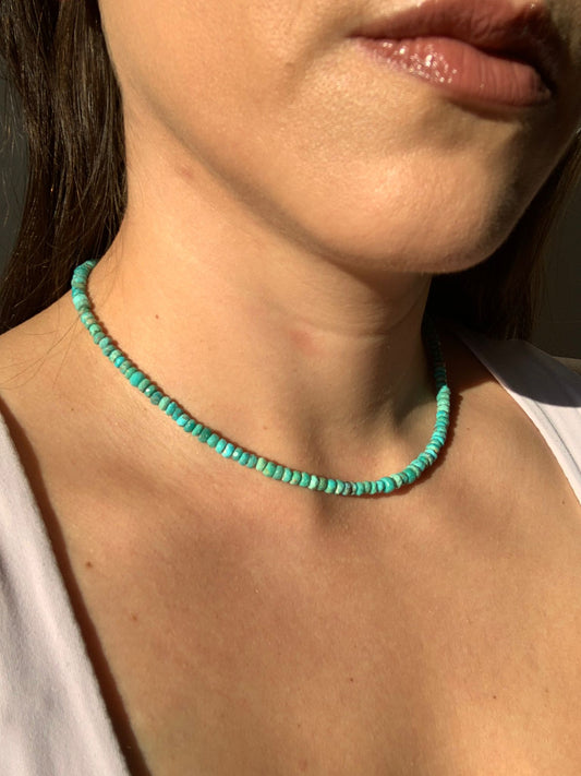 Girocollo in 61-63 carati di turchese con chiusura regolabile di argento 925 / Prosperità e protezione