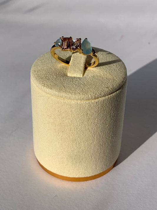 Anello in calcite, ametista e rodolite di argento 925 placcato in oro giallo 18 carati da 0,3 micron