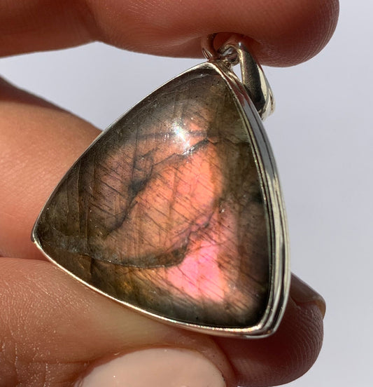 Ciondolo in labradorite di argento 925 / Intuizione e trasformazione
