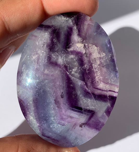 Palmstone in fluorite arcobaleno / Cambiamenti e spiritualità