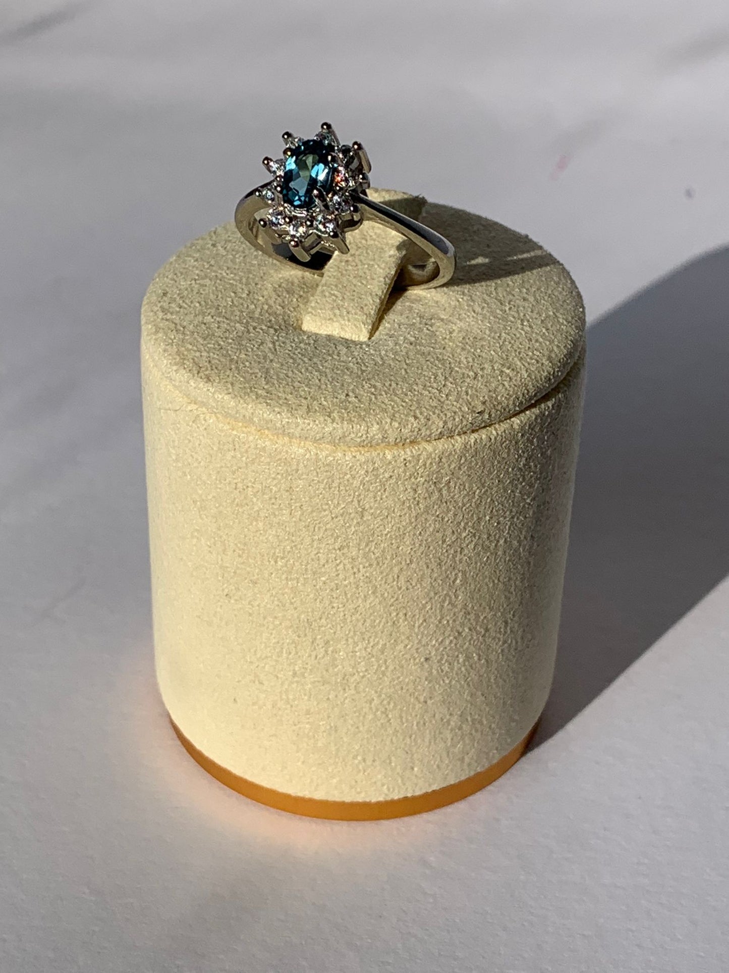 Anello in topazio blu london di argento 925 / Felicità e vitalità