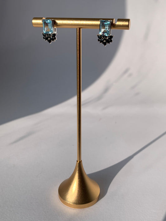 Orecchini in topazio blu e spinello nero di argento 925 / Felicità e vitalità
