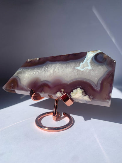 Lastra in agata su stand / Protezione ed armonia