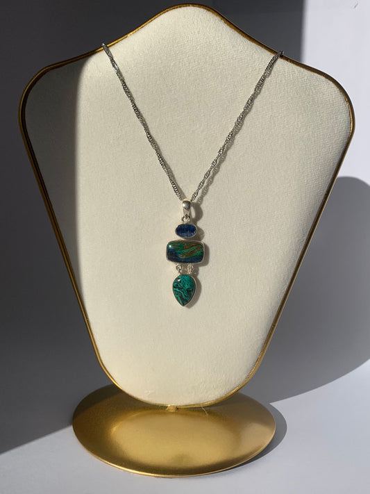 Ciondolo in azzurrite e cianite in argento 925 / Chiarezza mentale e trasformazione