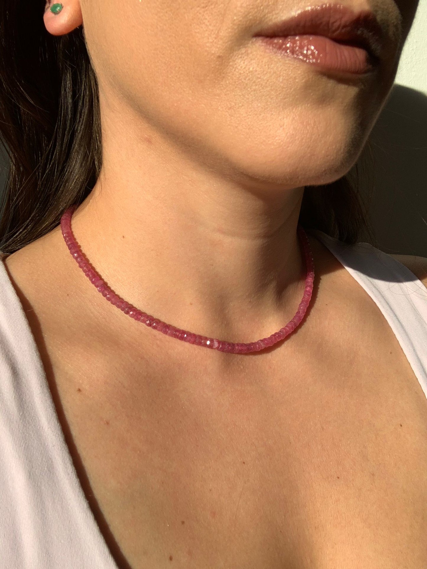 Girocollo in 101 carati di rubino con chiusura regolabile di argento 925 / Coraggio e sicurezza