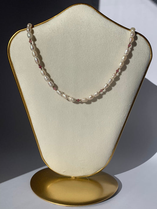 Collana in perle naturali d'acqua dolce e tormalina rosa / Protezione e ricchezza