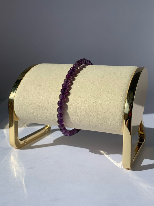 Bracciale elasticizzato in ametista di 4mm / Rilassamento ed equilibrio