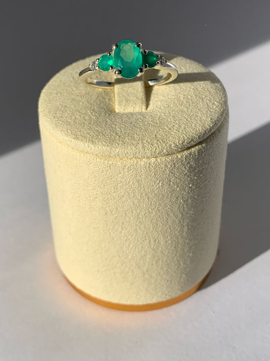 Anello in onice verde di argento 925 / Autocontrollo e positività