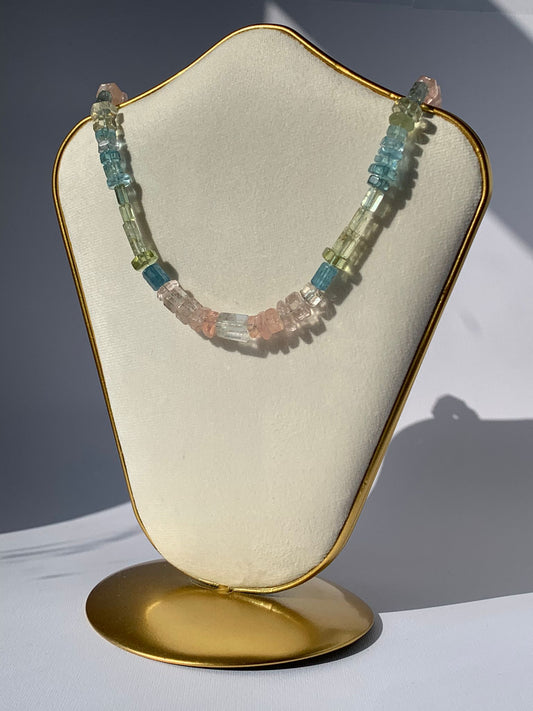 Adjustable Faceted Aquamarine Choker / Harmony and Tranquility