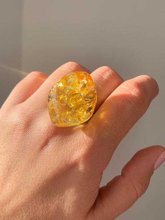 Anello regolabile in ambra baltica di argento 925 / Ottimismo e fiducia