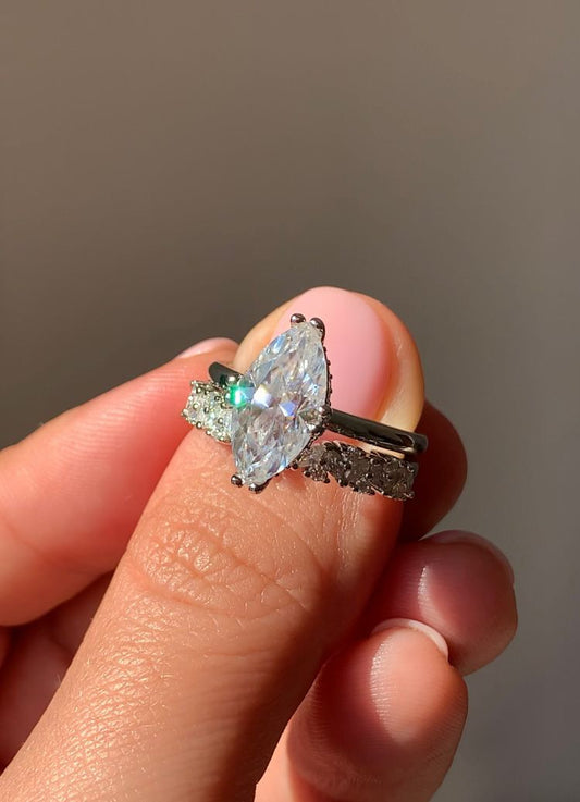 Anillo ajustable de moissanita en plata 925 / Potencial interno y prosperidad