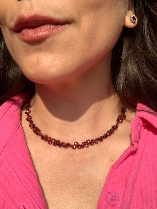 Collana regolabile in granato con chiusura in acciaio inossidabile / Energia e passione