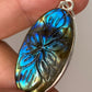 Ciondolo in labradorite scolpita di argento 925 / Intuizione e trasformazione