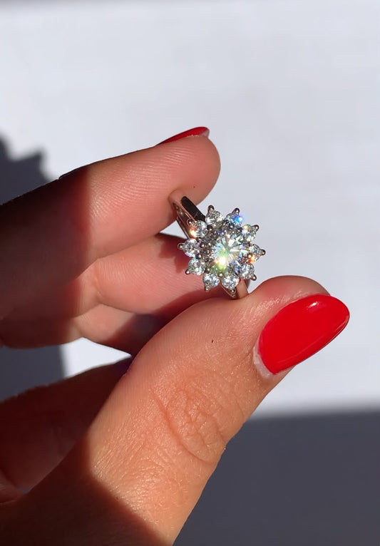 Anillo ajustable de moissanita en plata 925 / Potencial interno y prosperidad