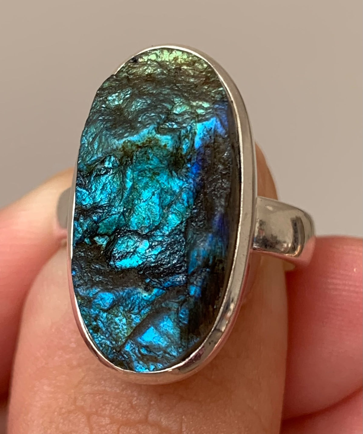 Adjustable Labradorite Ring in 925 Silver / Intuition and Transformation