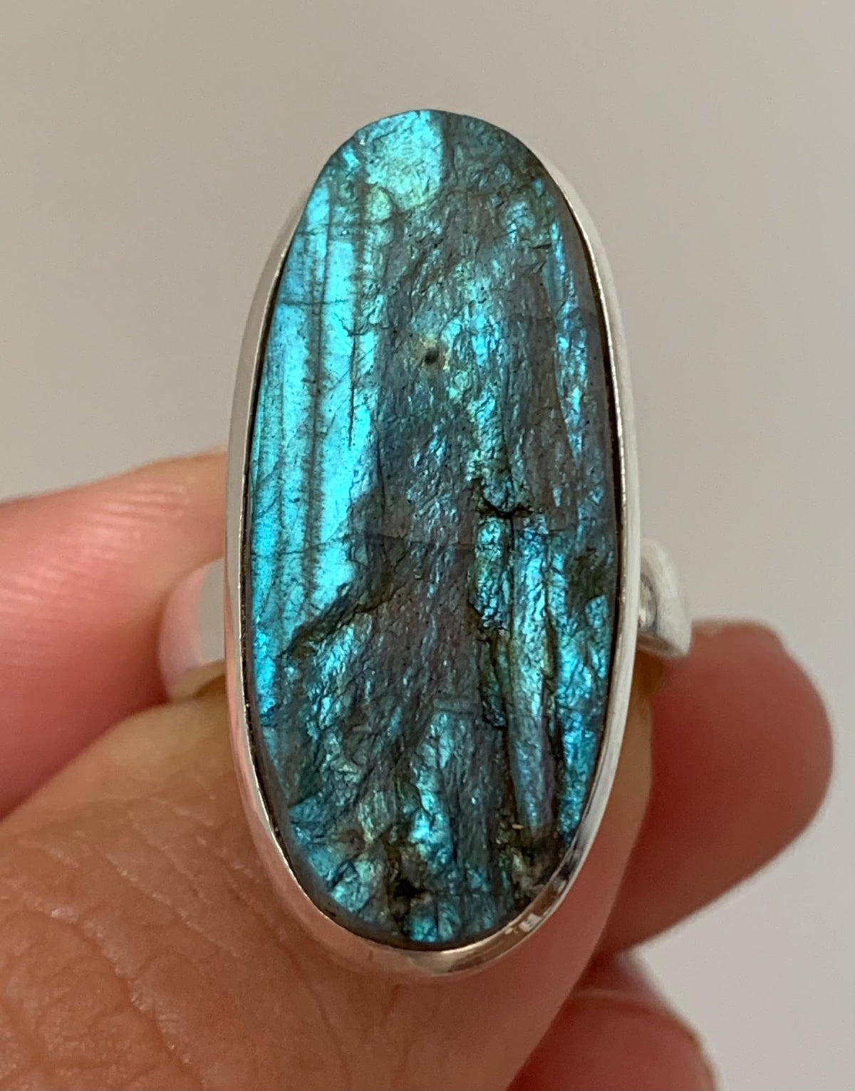 Adjustable Labradorite Ring in 925 Silver / Intuition and Transformation