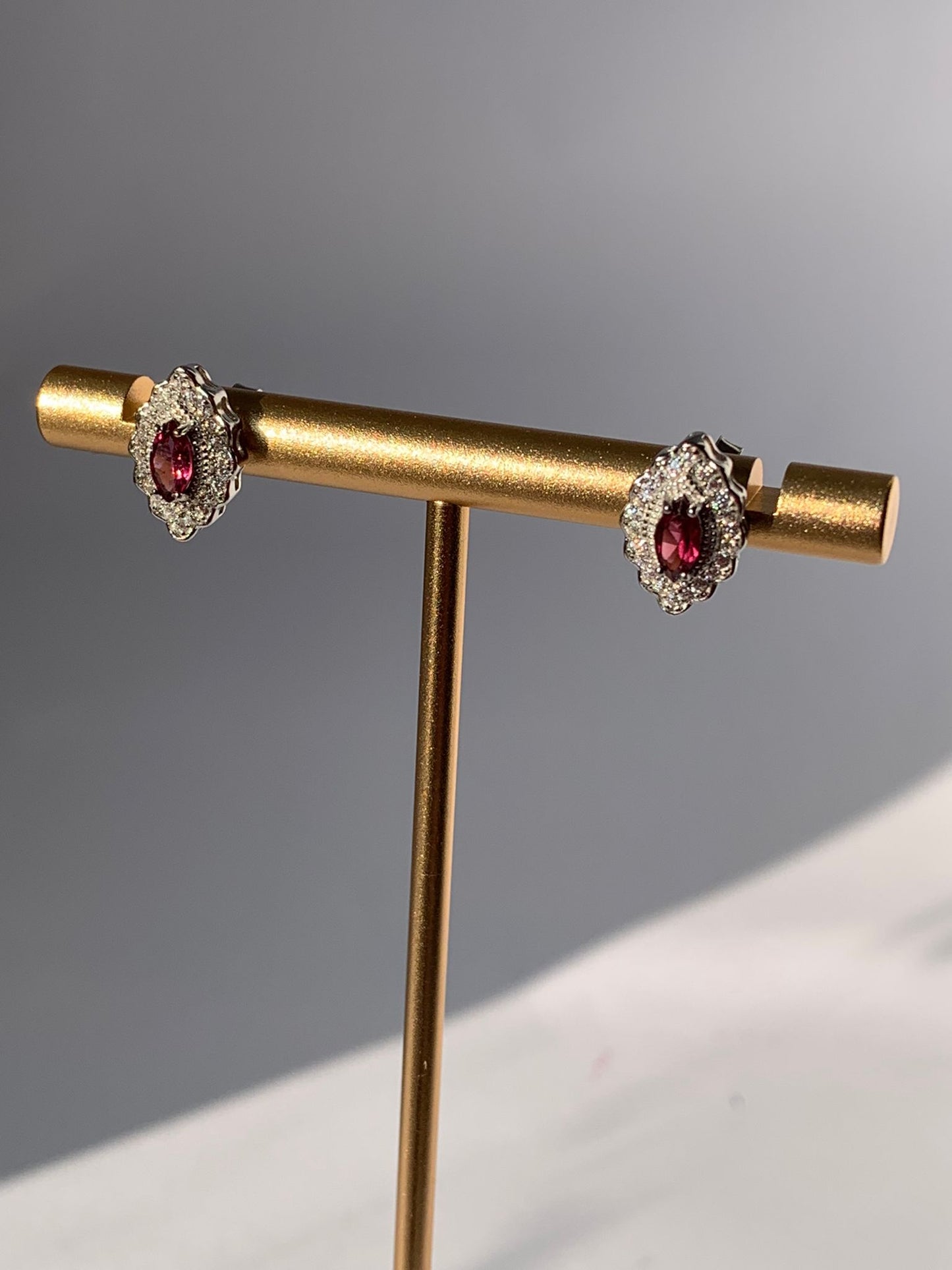 Orecchini in rodolite di argento 925 / Coraggio e romanticismo