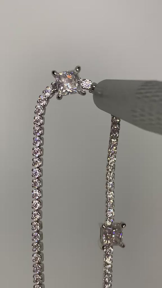 925 Silver Moissanite Adjustable Ring / Inner Potential and Prosperity